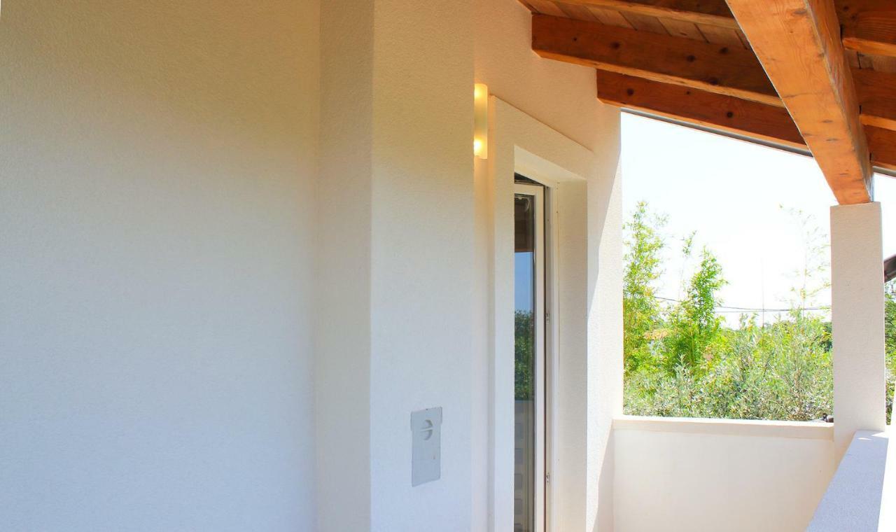 Holiday Home Liberta Krnica Eksteriør bilde