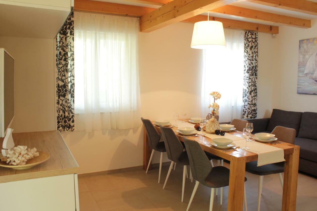 Holiday Home Liberta Krnica Eksteriør bilde