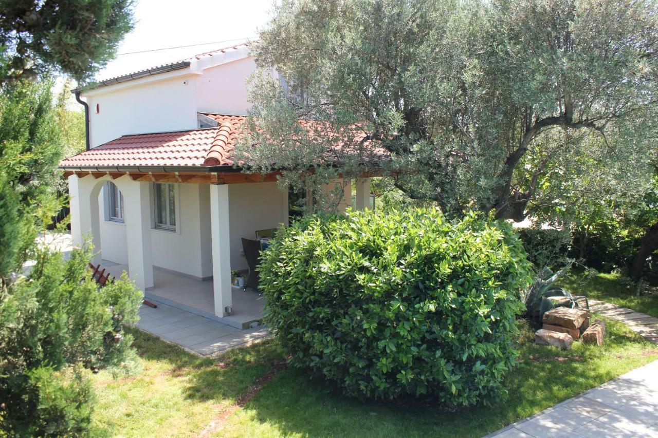Holiday Home Liberta Krnica Eksteriør bilde